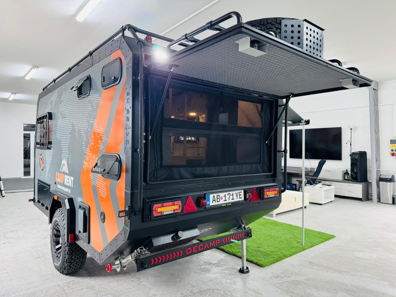 Decamp X5 – Rodinný Off-Road Príves